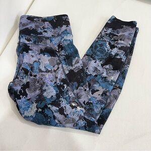 Lululemon Fast & Free 7/8 Tight II Nulux 25" Screen Blue Camo Multi Size 8